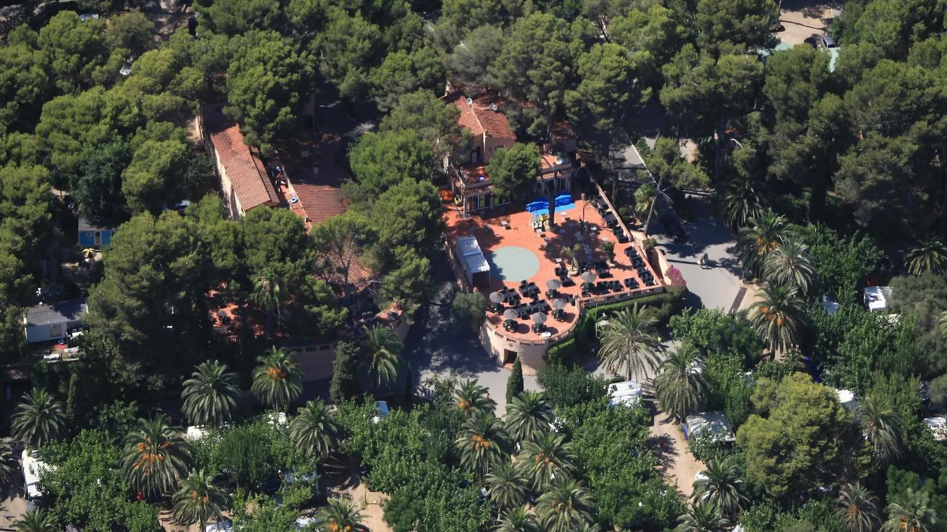 Wooden Chalet With Parking Tarragona